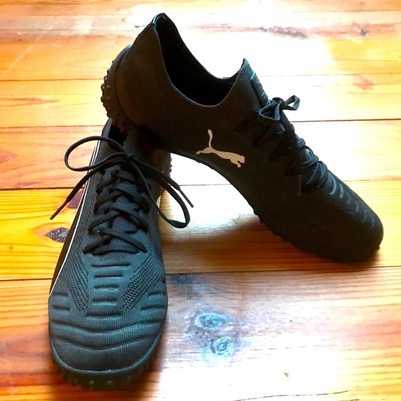 Puma Black Soccer Turf Running Shoes 105752-01, EUC, 12.5 - Picture 1 of 9